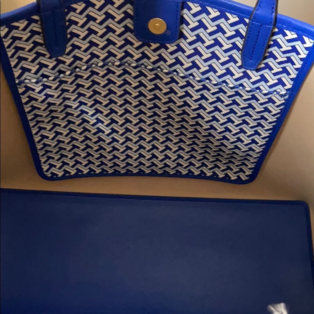 Tory Burch T Zag Tote Blue NWT - Picture 8 of 9